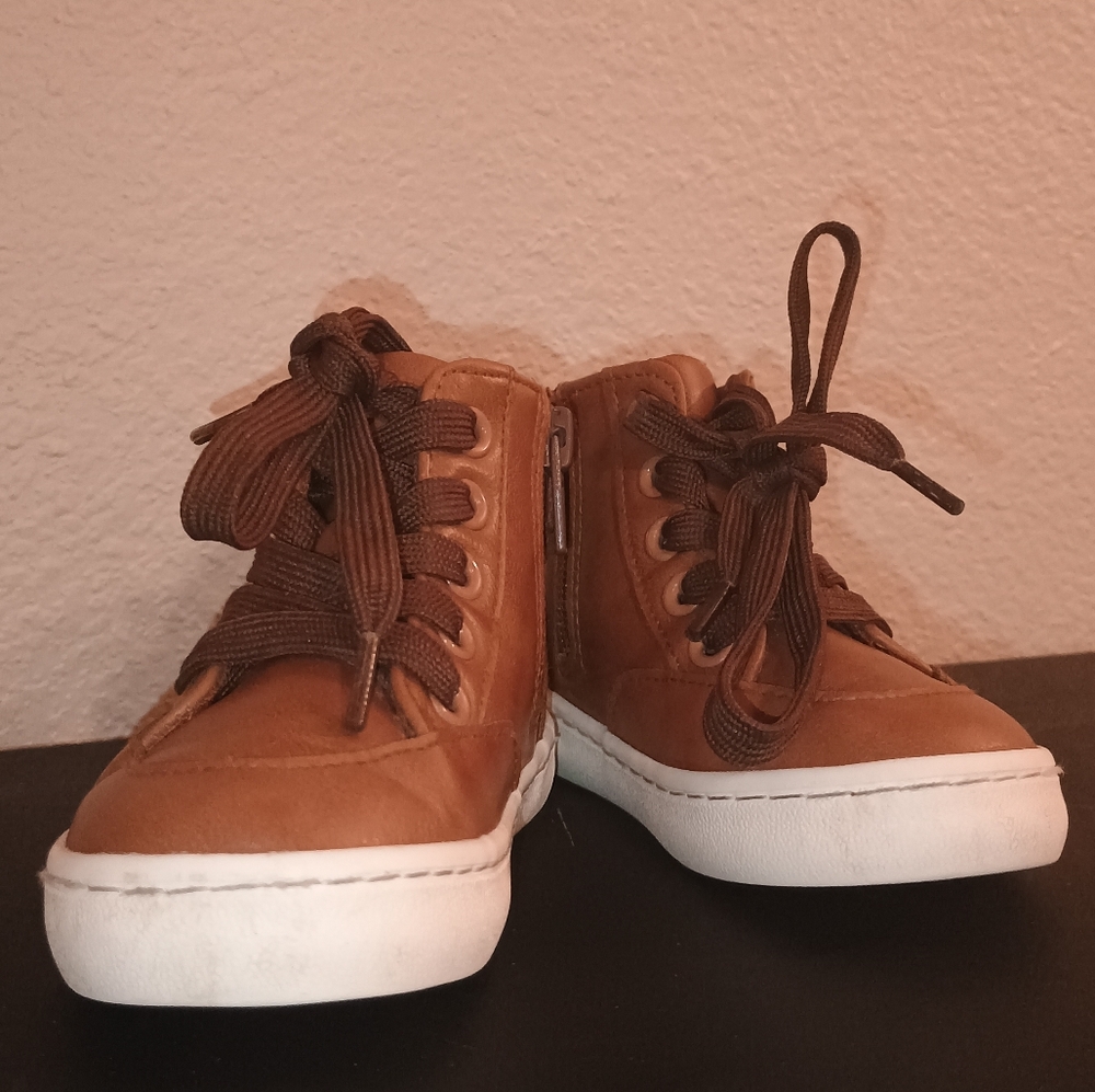 Hightop Leather Sneaker Boot - Picture 6 of 7